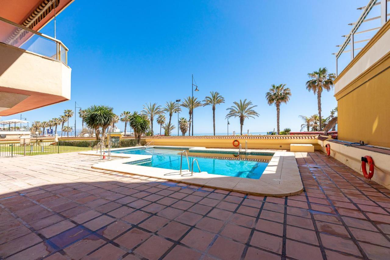 797 Holiday Rentals - Amplio Piso Con Terraza En Primera Linea De Playa Torremolinos Exterior photo