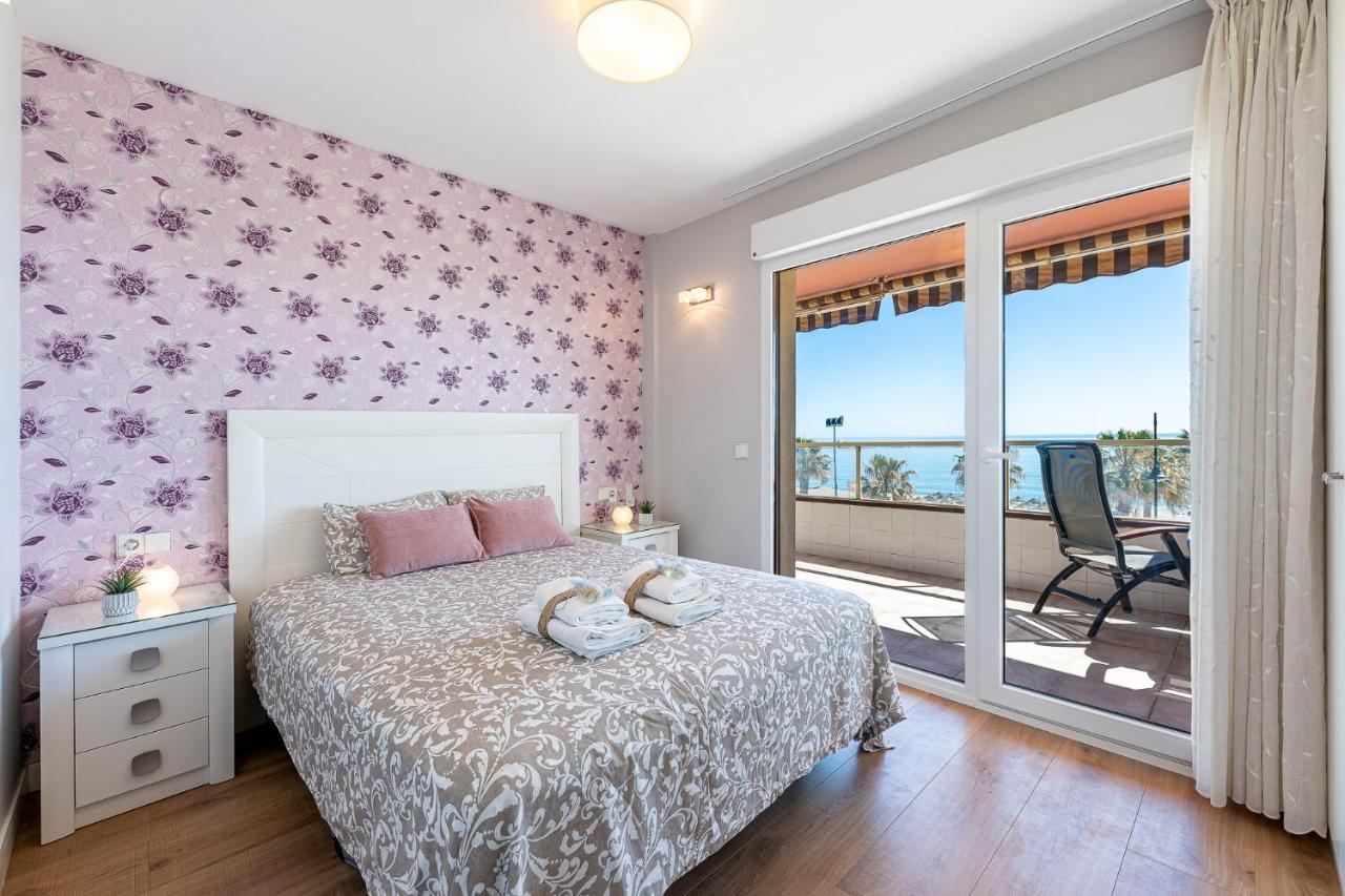 797 Holiday Rentals - Amplio Piso Con Terraza En Primera Linea De Playa Torremolinos Exterior photo